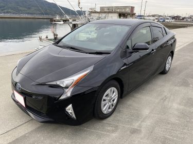 50プリウス 黒 S